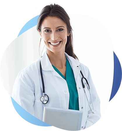 uma médica com jaleco branco sobre uma roupa hospitalar azul, dentro de uma forma, com fundo azul claro e escuro